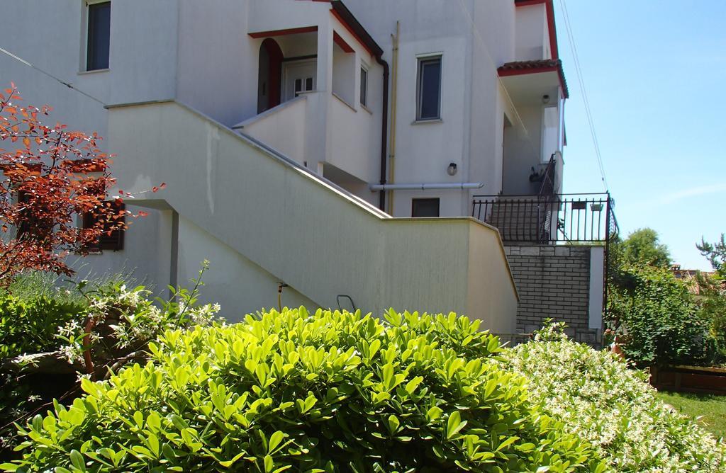 Apartment Eni Ρόβινι Δωμάτιο φωτογραφία