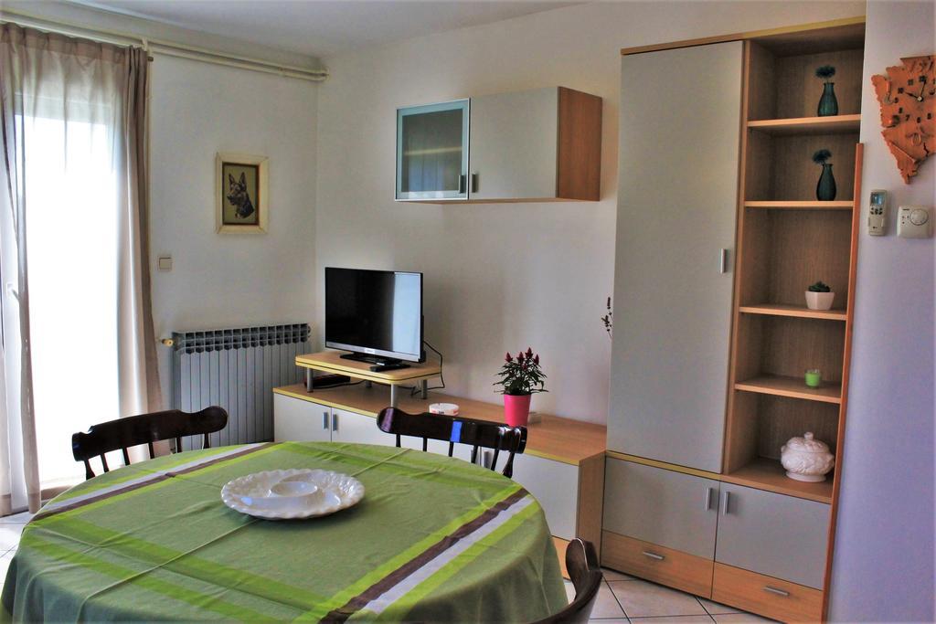 Apartment Eni Ρόβινι Εξωτερικό φωτογραφία